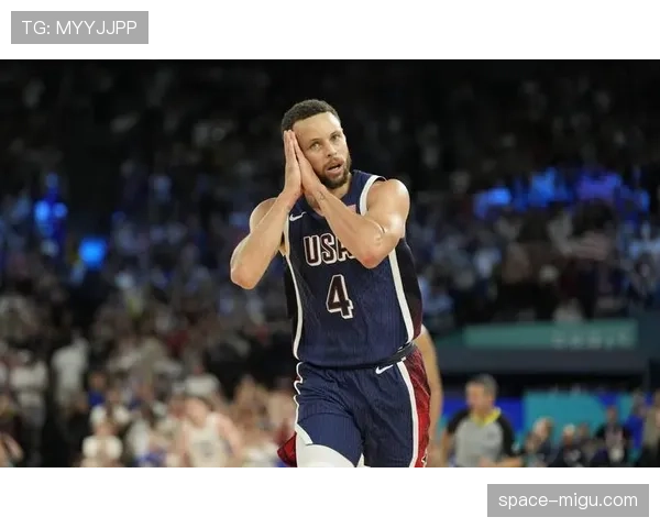 库里赛季落幕，38岁神射手附加赛出局获主场球迷致敬